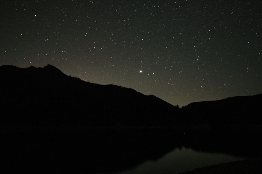 Night sky over Wynoochee Lake
